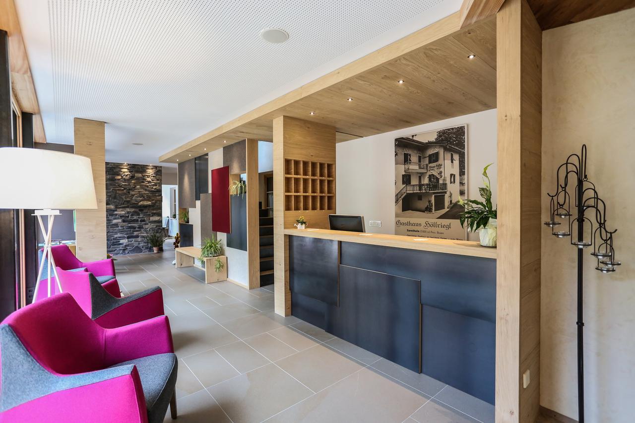 Hotel Gasthof Hoellriegl Sarentino ภายนอก รูปภาพ